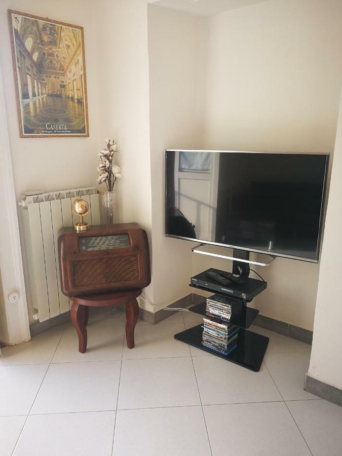 Reggiahome Apartment Caserta Exterior foto